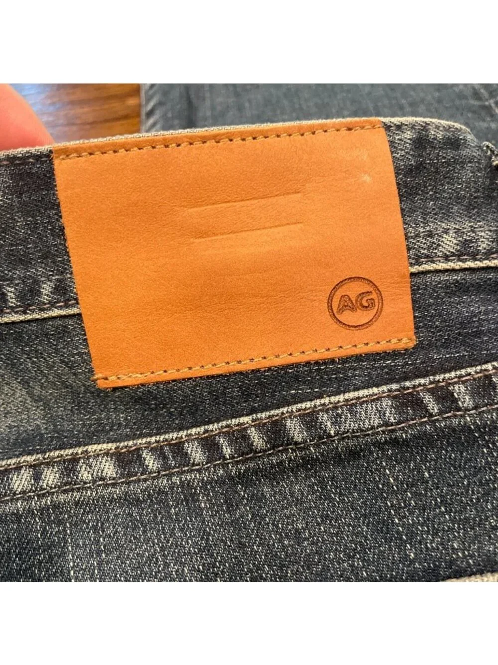 AG Matchbox Slim Straight Jean 32x33 Dark Wash Distressed Faded Stretch Denim